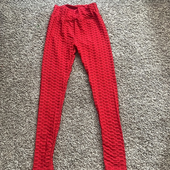 red butt lift leggings - Picture 2 of 4